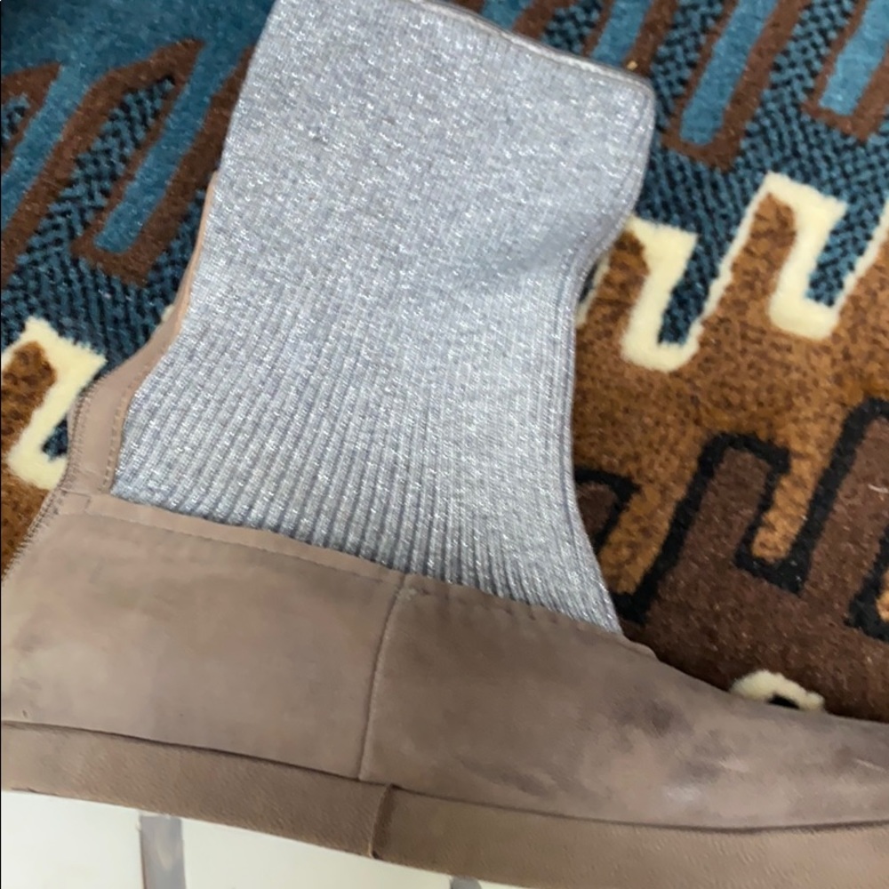 Boots - Picture 2 of 3
